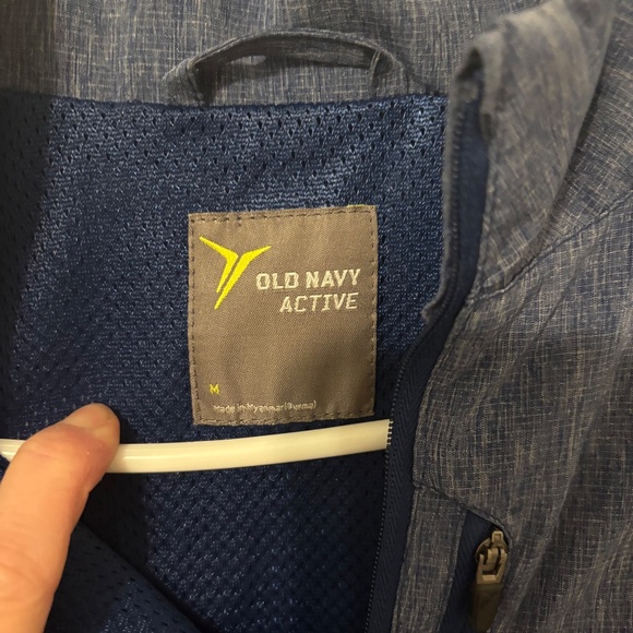 Men's Old Navy Active Jacket in Excellent condition Size Medium Blue - Picture 2 of 8
